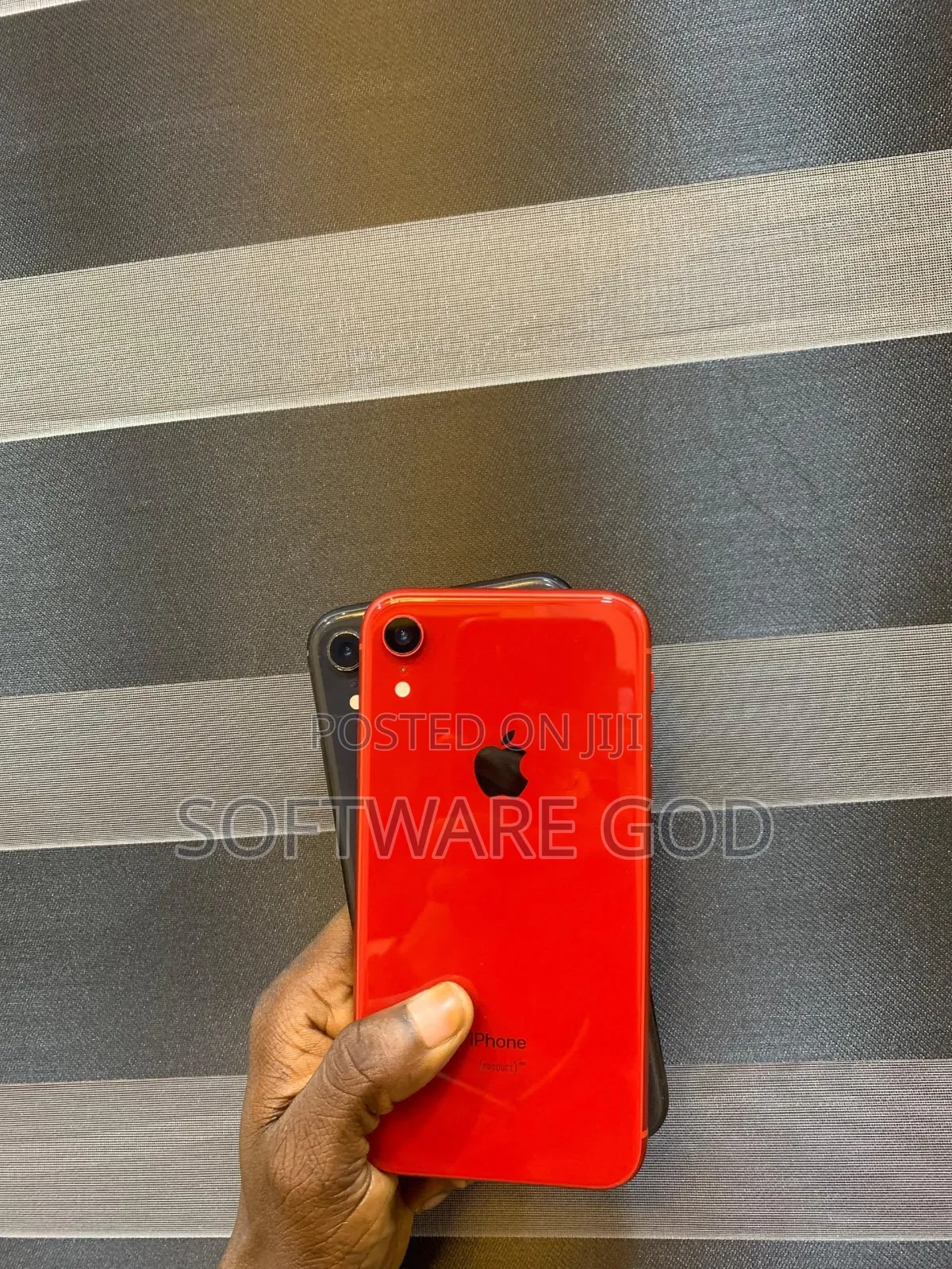 Apple iPhone XR 64 GB Red