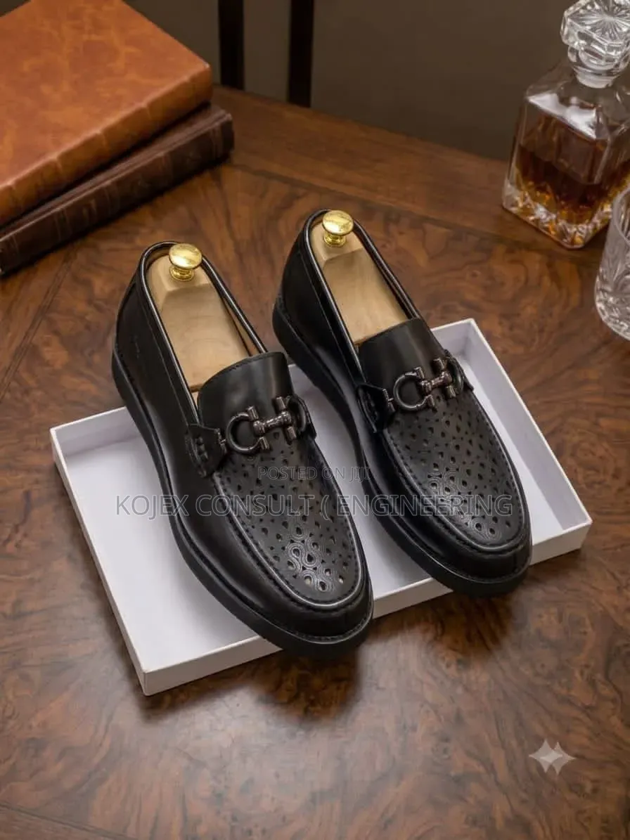 Roberto Cavalier Leather Designers Shoe