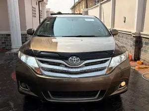 Toyota Venza 2010 Brown