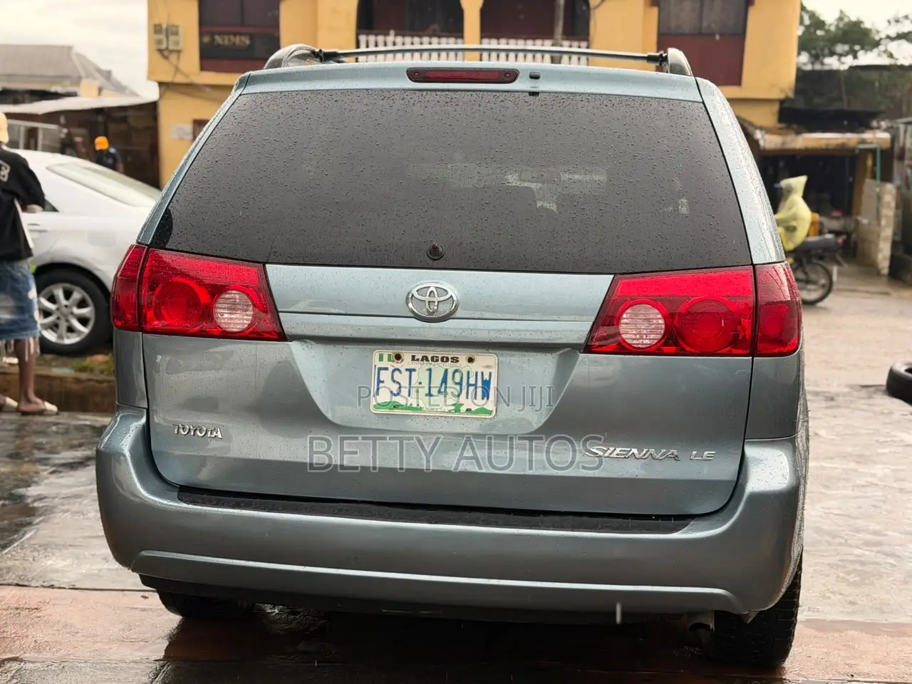 Toyota Sienna 2005 Blue