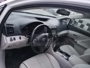 Toyota Venza LE AWD 2013 White