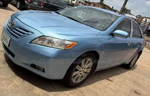 Toyota Camry LE 4dr Sedan (2.4L 4cyl 5A) 2009 Blue