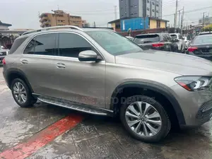 Mercedes-Benz GLE-Class GLE 350 4MATIC 2020 Gold