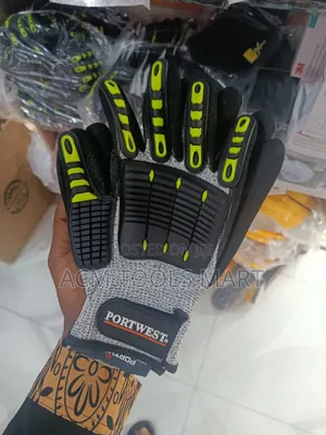 Portwest A722 Anti Impact Cut Resistant Level C Work Gloves