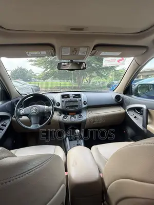 Toyota RAV4 2.5 2010 Blue
