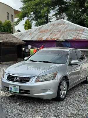 Honda Accord 2009 Silver