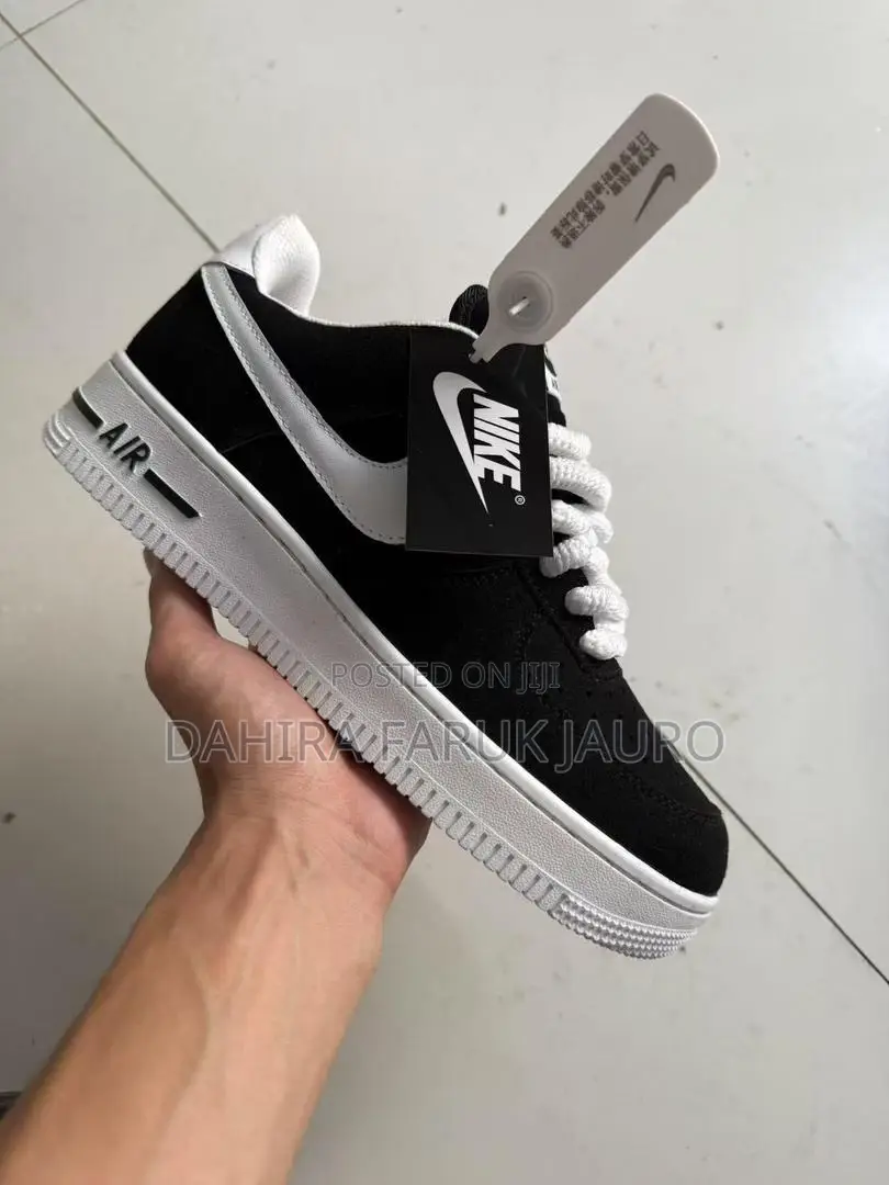 Men’s Sneakers