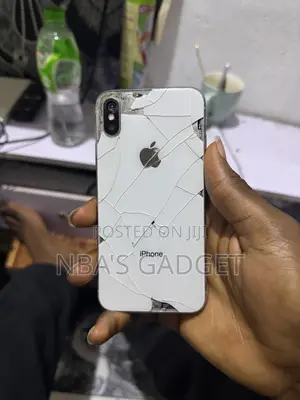 Apple iPhone X 64 GB Silver