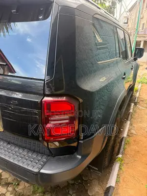 Toyota Land Cruiser Prado 2.4 Petrol 2025 Black