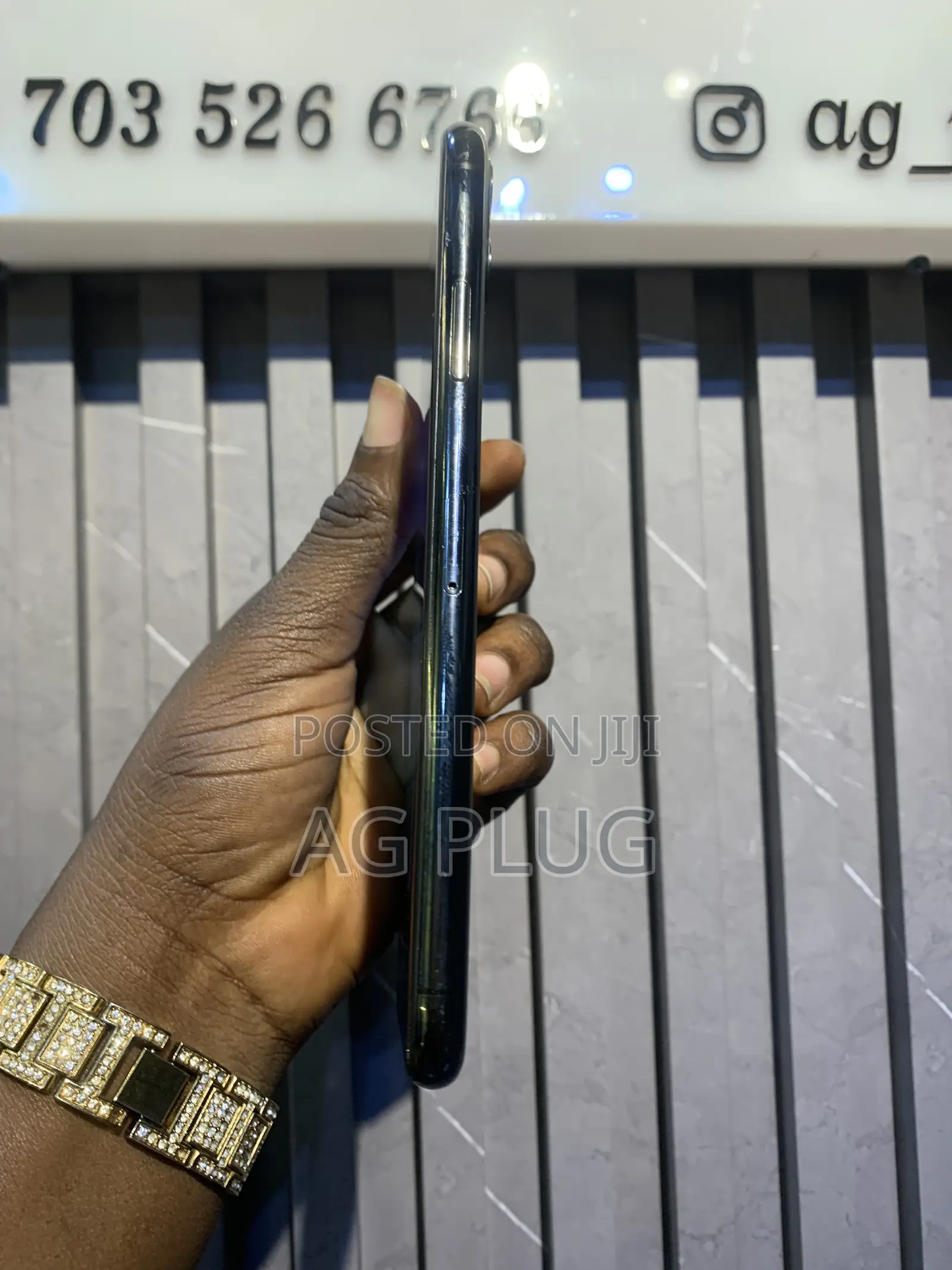 Apple iPhone 11 Pro Max 64 GB Black
