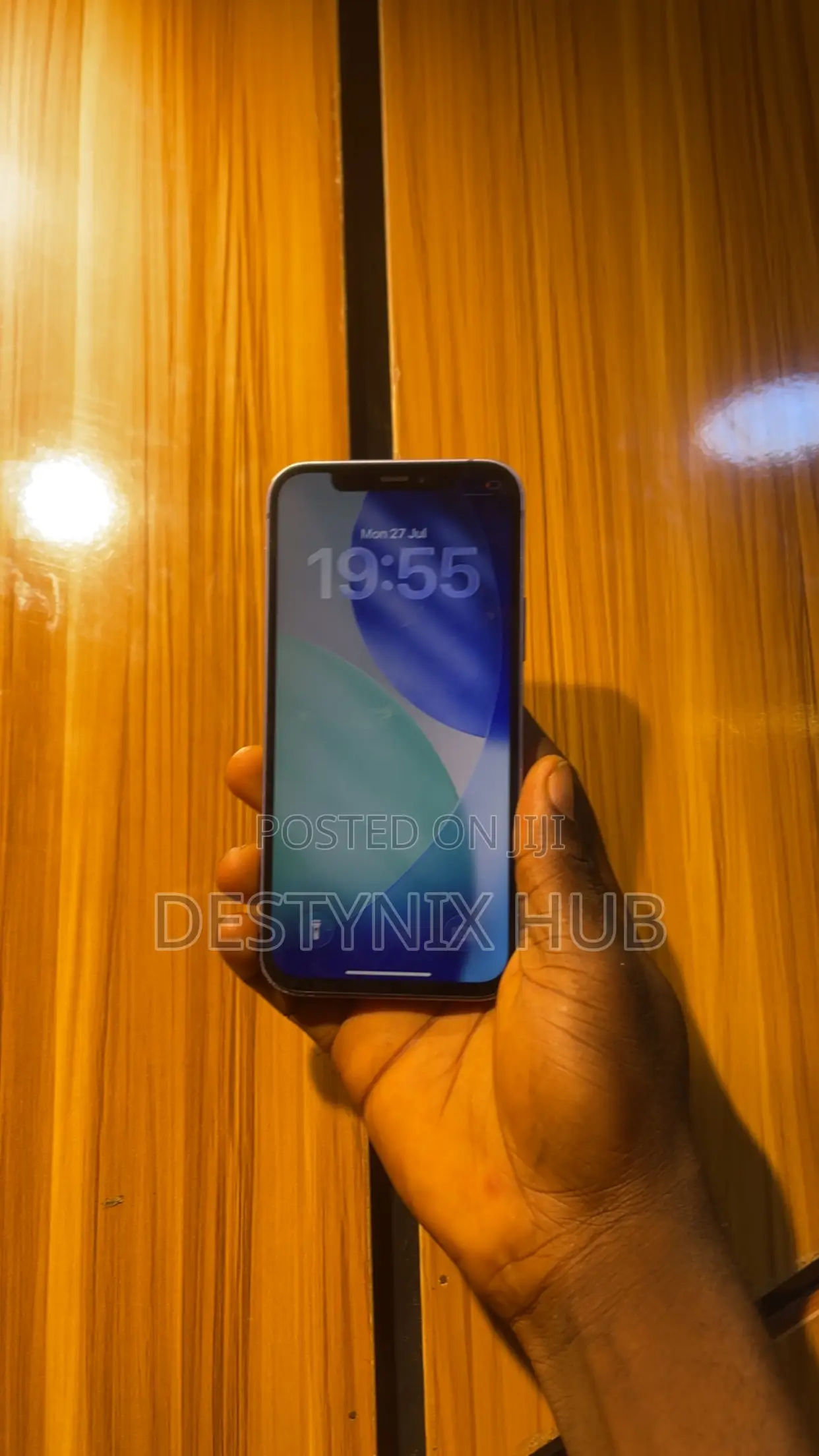 Apple iPhone 12 64 GB