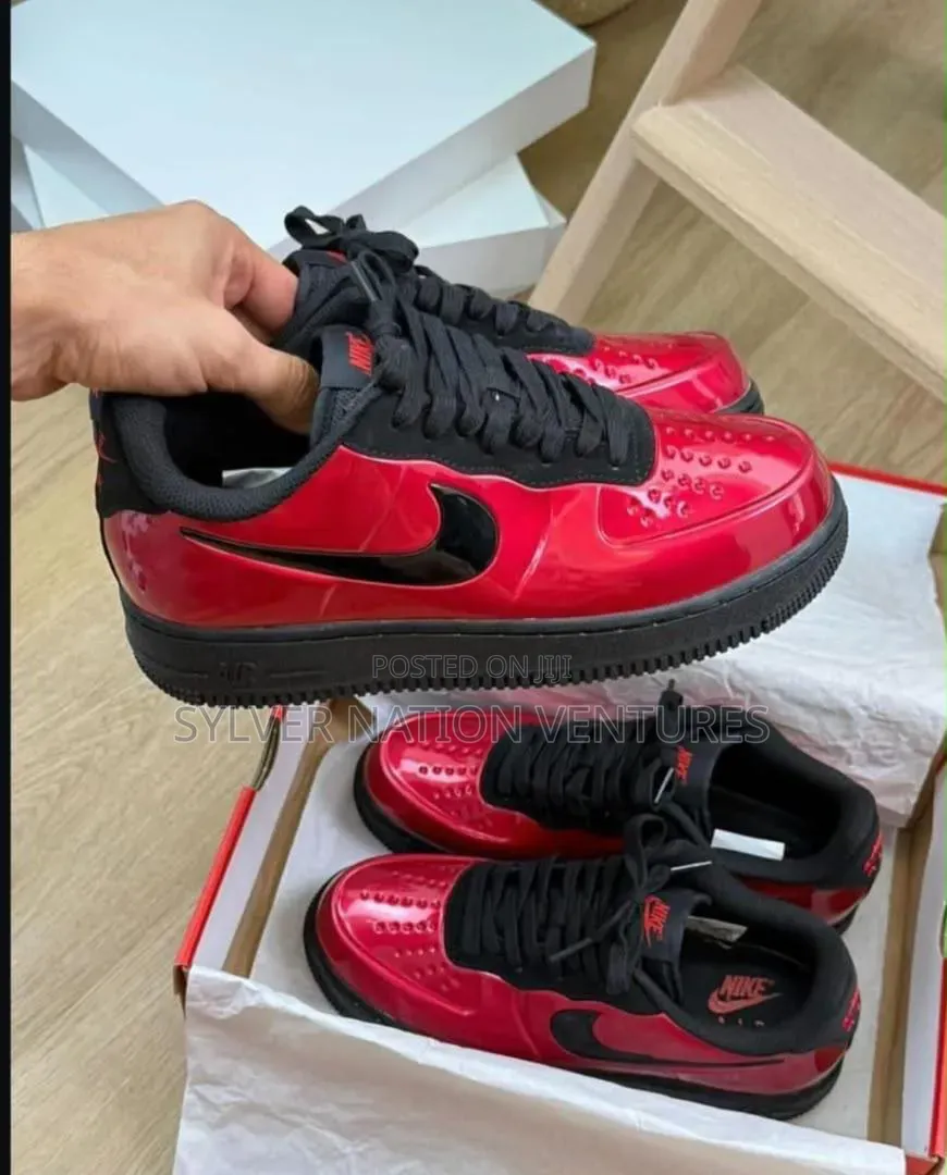Nike Air Force 1