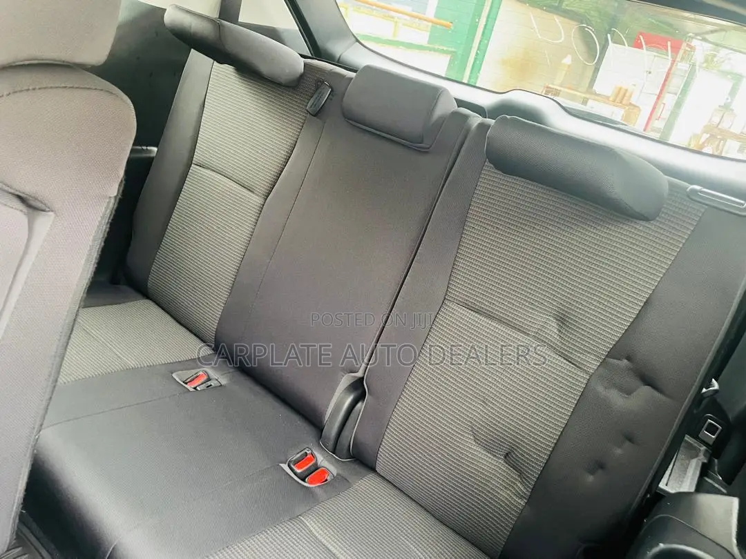 Toyota Highlander L 2021 Gray