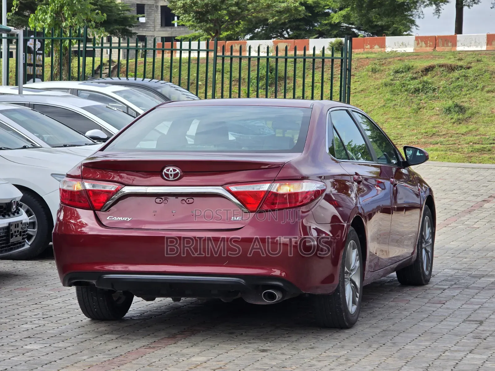 Toyota Camry 2017 Maroon