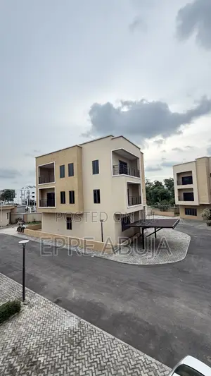 6bdrm Duplex in Jahi for rent