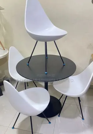 Very Fine, Portable and Durable Dinning Set