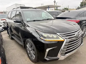 Lexus LX 2016 Black