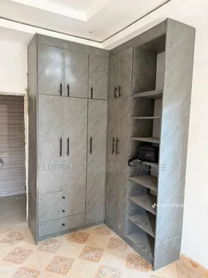 Quality Edgar Board Wardrobe