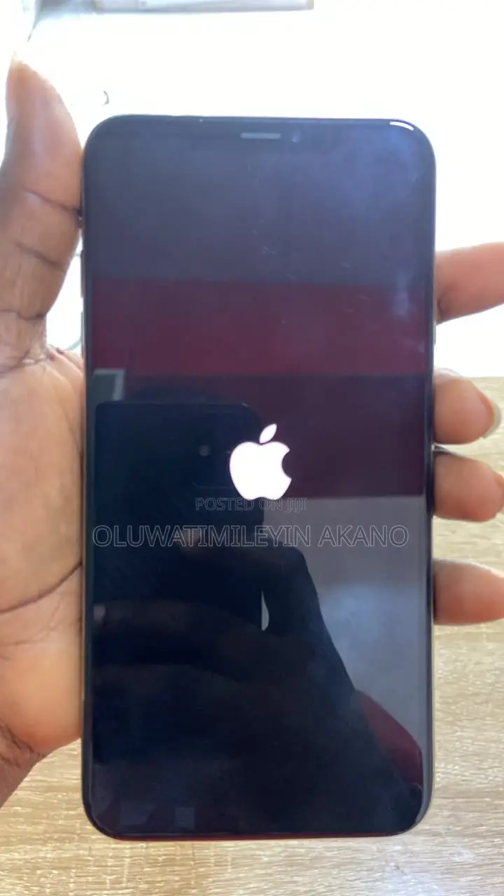 Apple iPhone XS Max 64 GB Gold