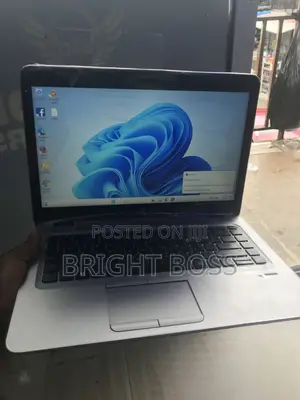 Laptop HP 240 G7 4GB Intel SSD 128GB