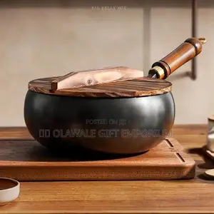 Quality Fry Pan With Wooden Cover