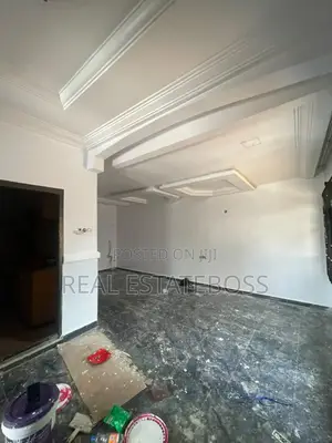2bdrm Block of Flats in Uyo for rent