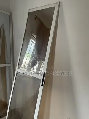 Sliding Door