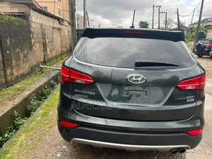 Hyundai Santa Fe 2016 Green