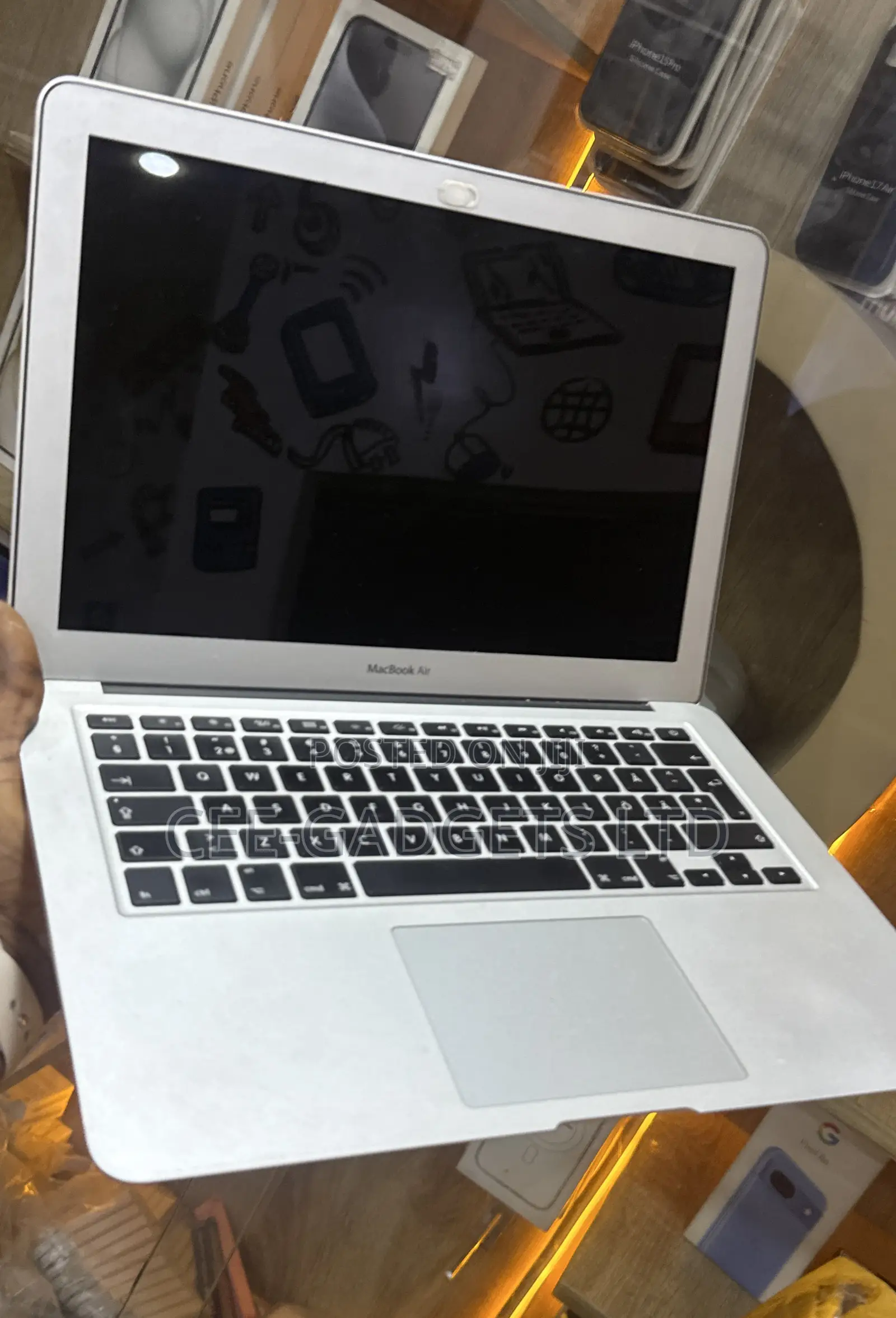 Laptop Apple MacBook Air 8GB Intel Core i7 SSD 256GB
