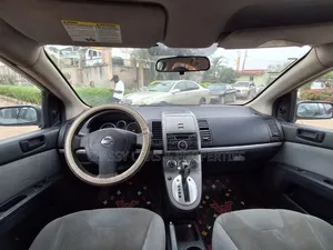 Nissan Sentra 2010 Gray