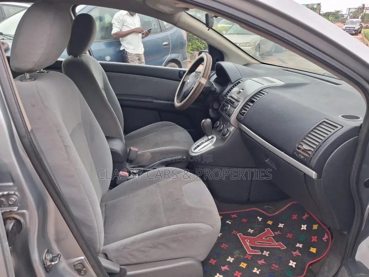 Nissan Sentra 2010 Gray