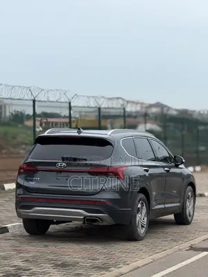 Hyundai Santa Fe SEL 2023 Black