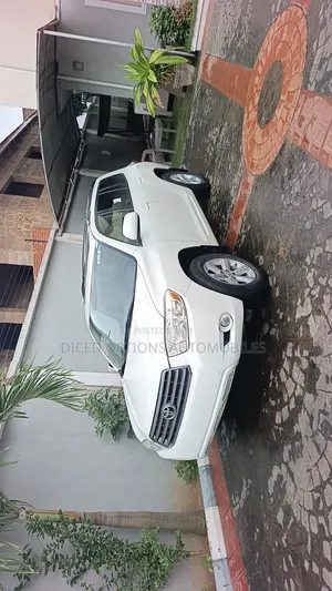 Toyota Highlander Base 2009 White