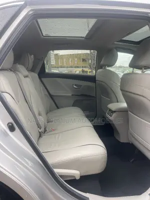 Toyota Venza V6 AWD 2012 Silver
