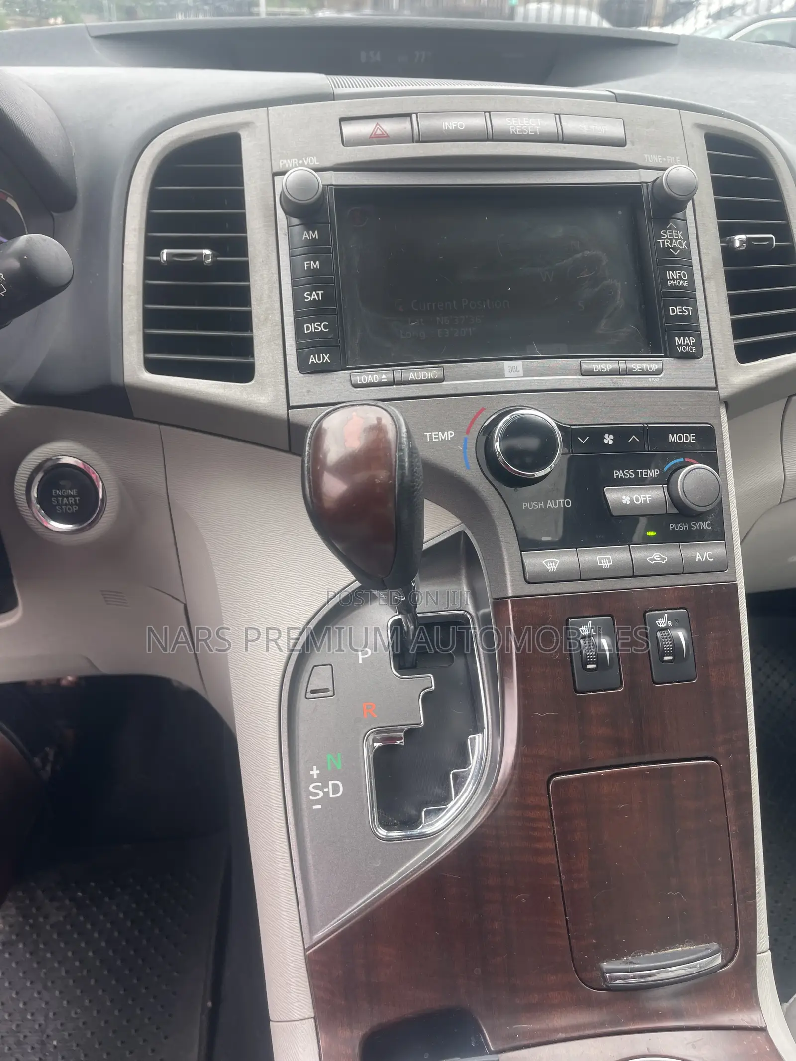 Toyota Venza V6 AWD 2012 Silver