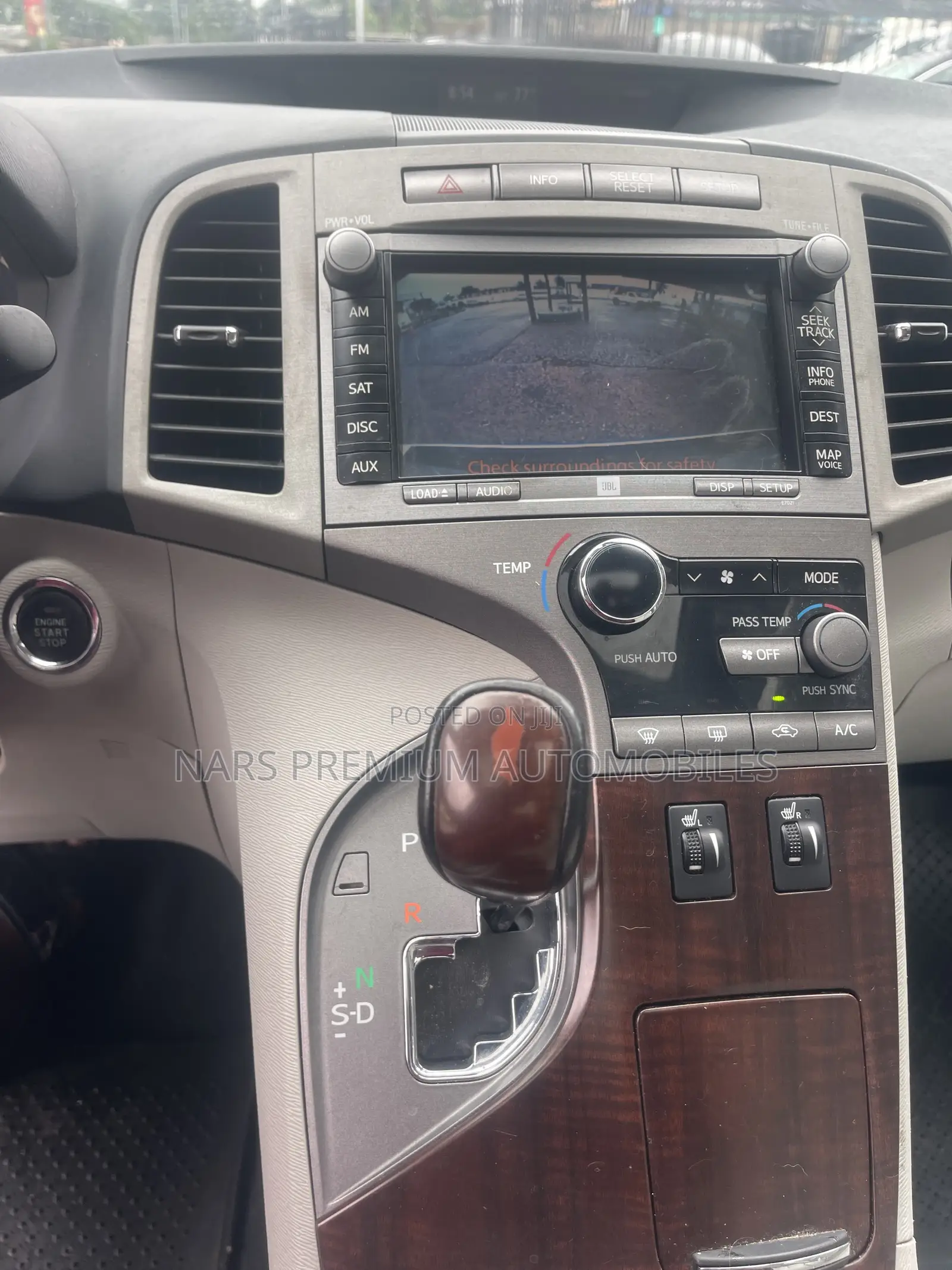 Toyota Venza V6 AWD 2012 Silver