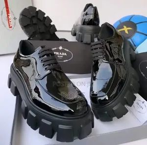 Luxury Men Footwear