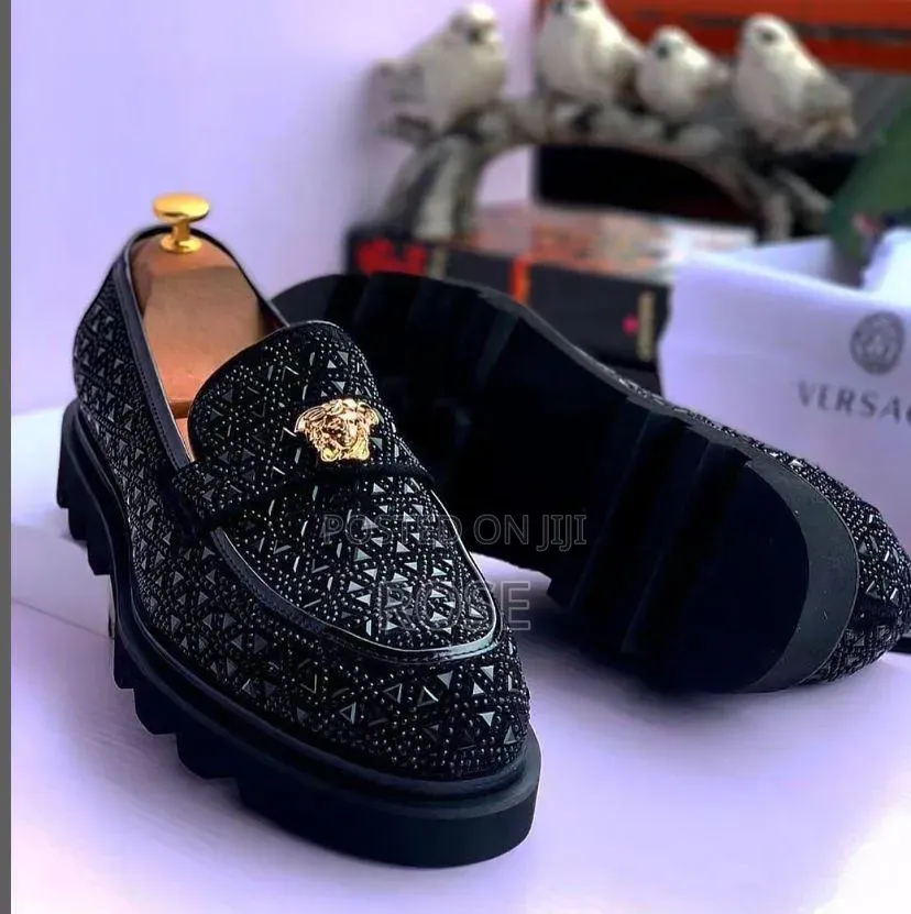 Luxury Men Footwear