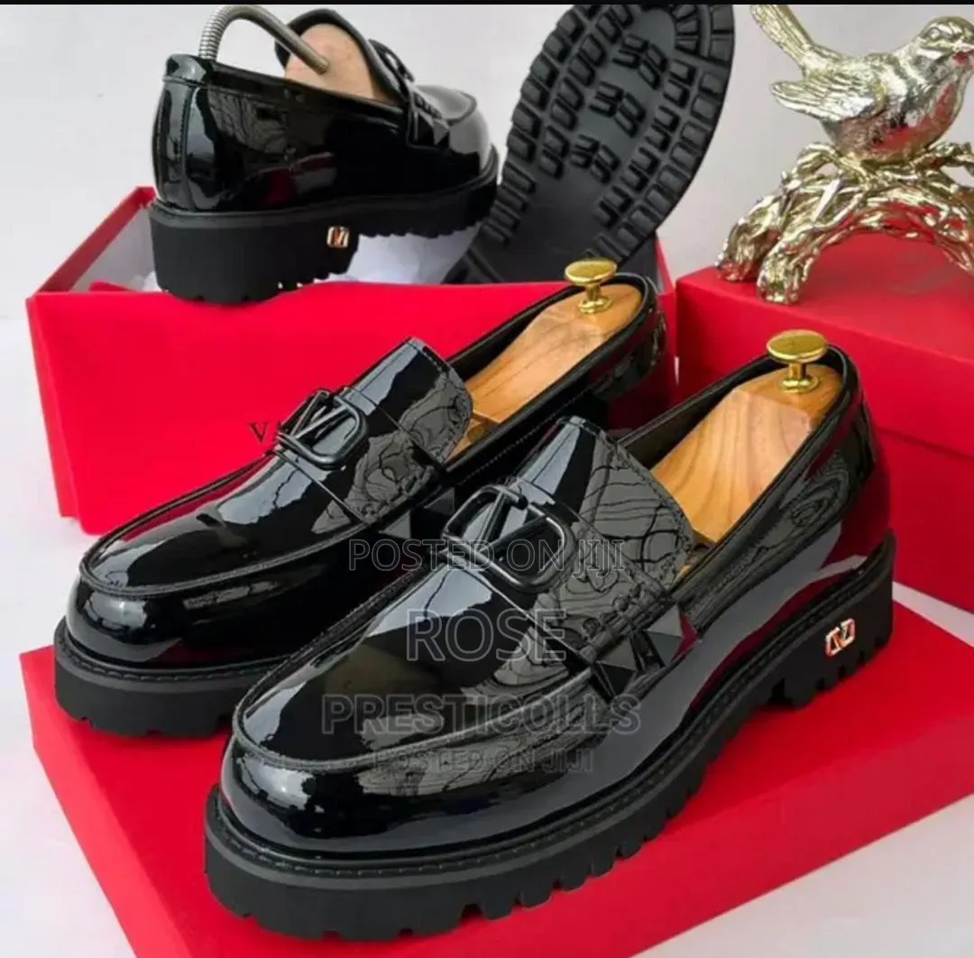 Luxury Men Footwear