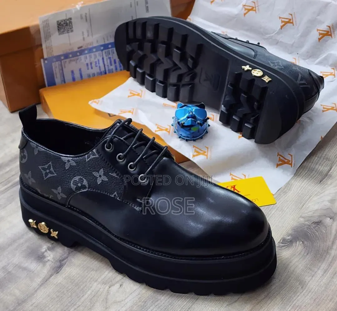 Luxury Men Footwear