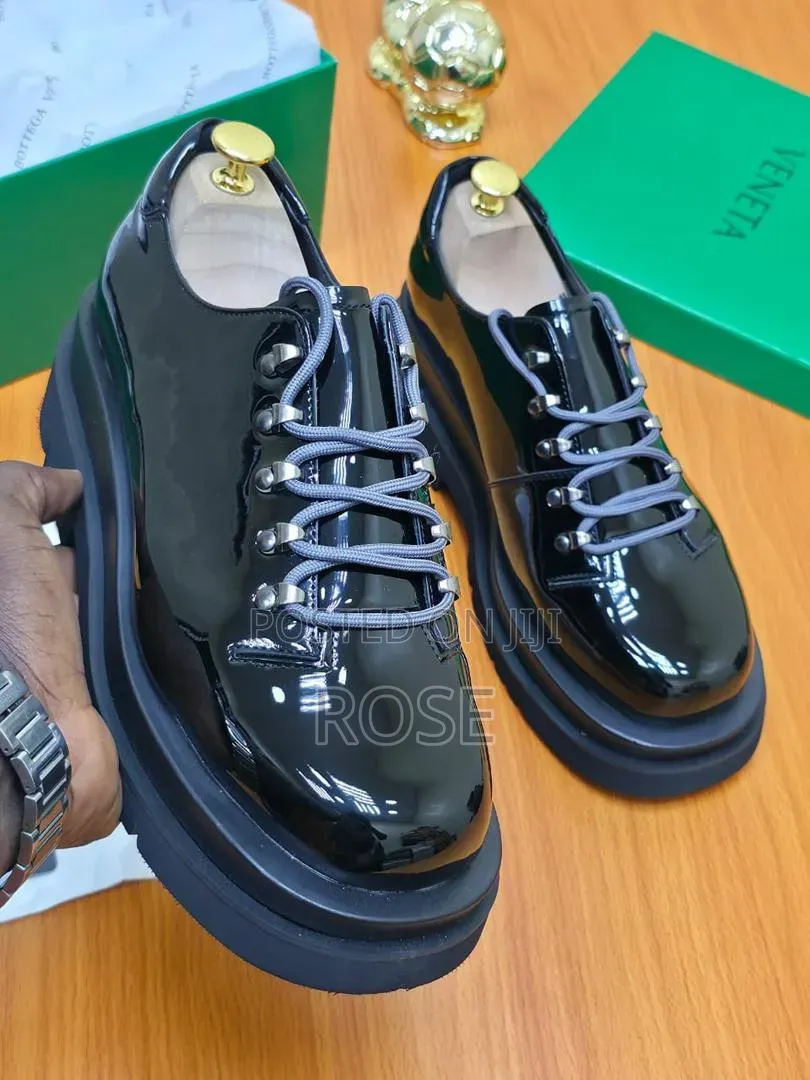 Luxury Men Footwear