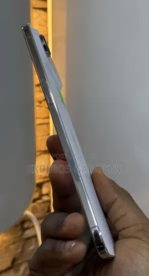 Apple iPhone Air 512 GB White