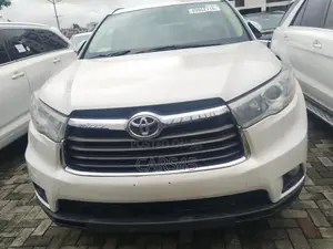 Toyota Highlander 2016 Beige