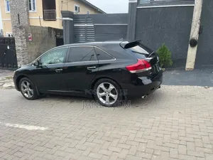 Toyota Venza 2010 Black