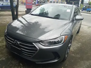 Hyundai Elantra Limited 2018 Gray