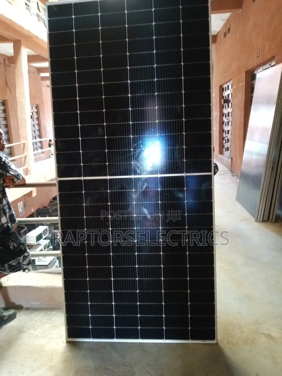 690watt Aiko Solar Panel