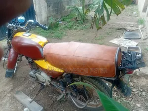 Bajaj Boxer 2018 Red