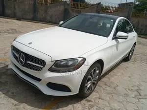 Mercedes-Benz C300 2017 White