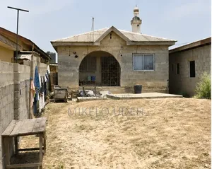 3bdrm Bungalow in Igbo Agbowa, Ibeshe / Ikorodu for sale