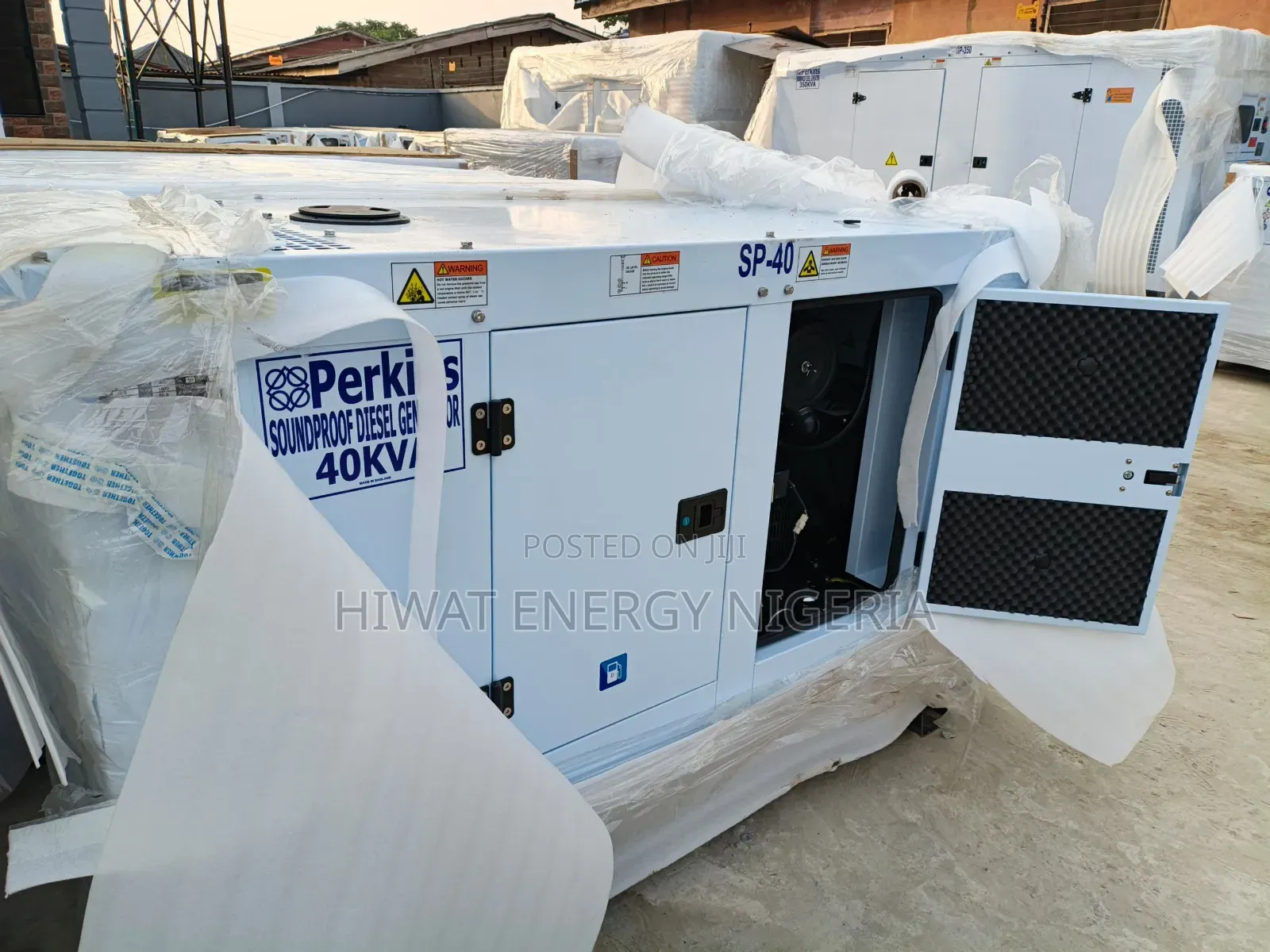 Constant Power Supply With Perkins 40kva Soundproof Generator